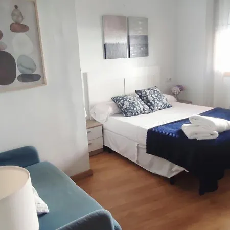 Peregrine Penthouse Daire *